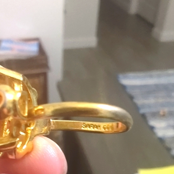 Sarah Coventry 1967 “Golden Amber” Cocktail Ring – Signed Vintage Collectible - Picture 9 of 16